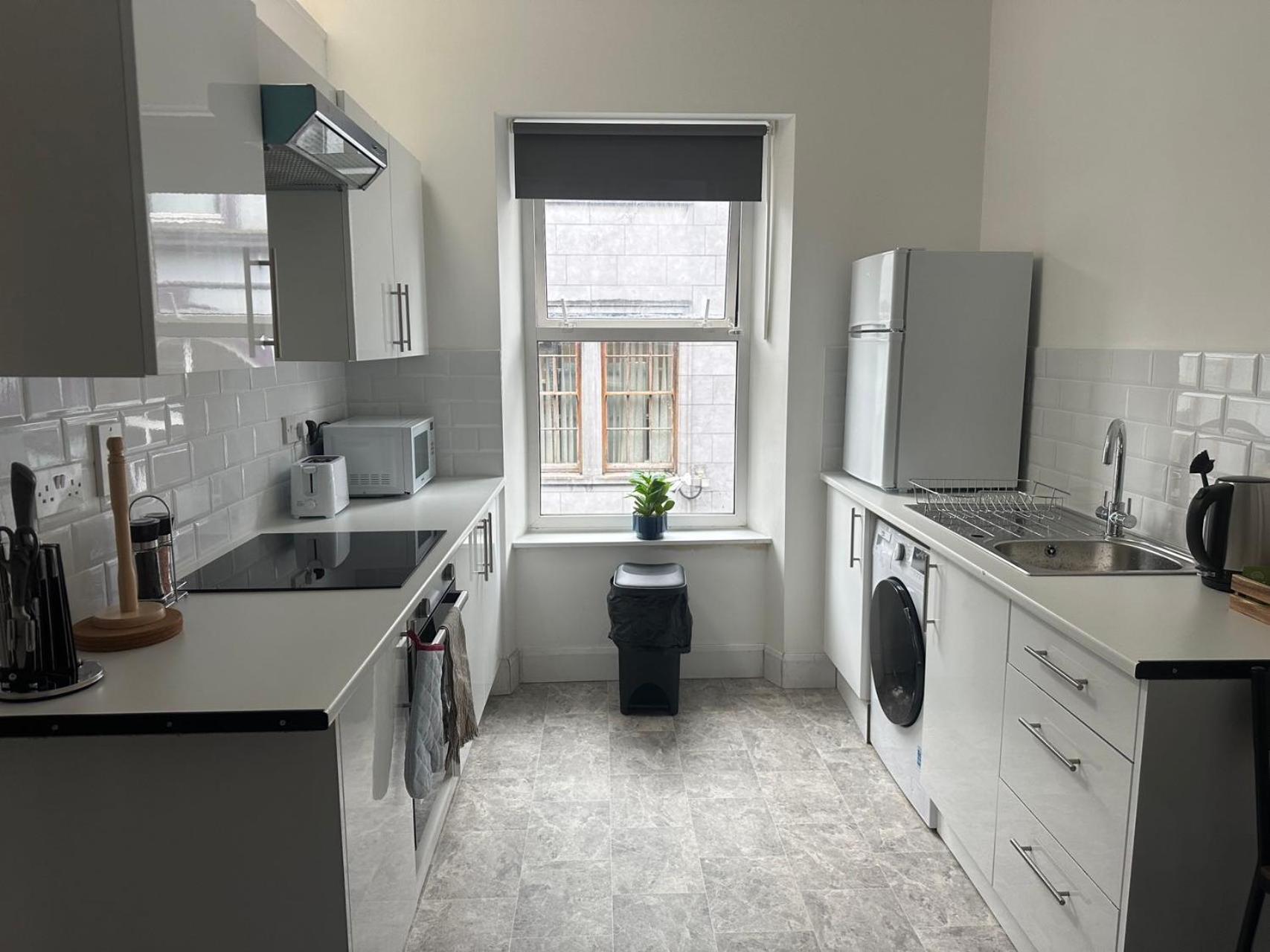 Cook Street Accommodation คอร์ก ภายนอก รูปภาพ
