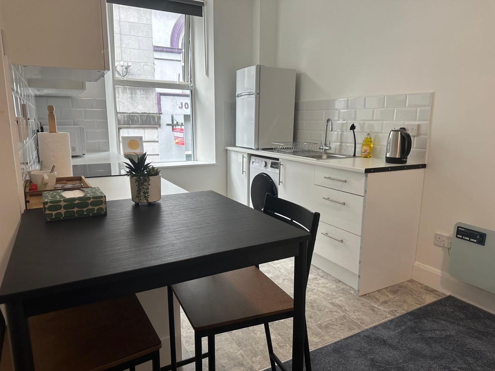 Cook Street Accommodation คอร์ก ภายนอก รูปภาพ